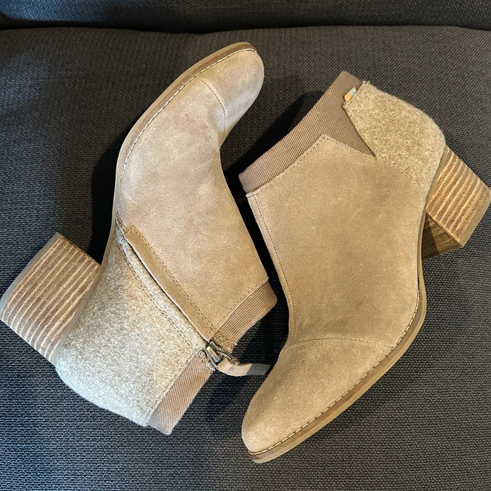 Toms Light Brown Suede Ankle Booties - Picture 5 of 7